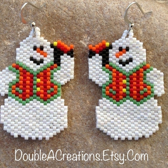 Snowman Holding a Bird Beaded Earrings, New, Handmade by Me - Picture 4 of 4